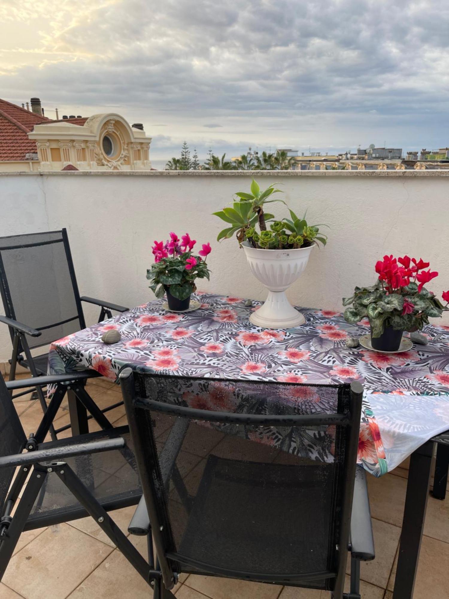 Penthouse Three Bedrooms Sanremo Exterior photo